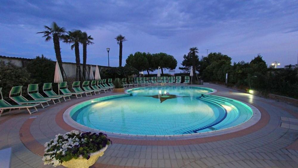 Park Hotel Cellini リド・ディ・イエゾロ エクステリア 写真